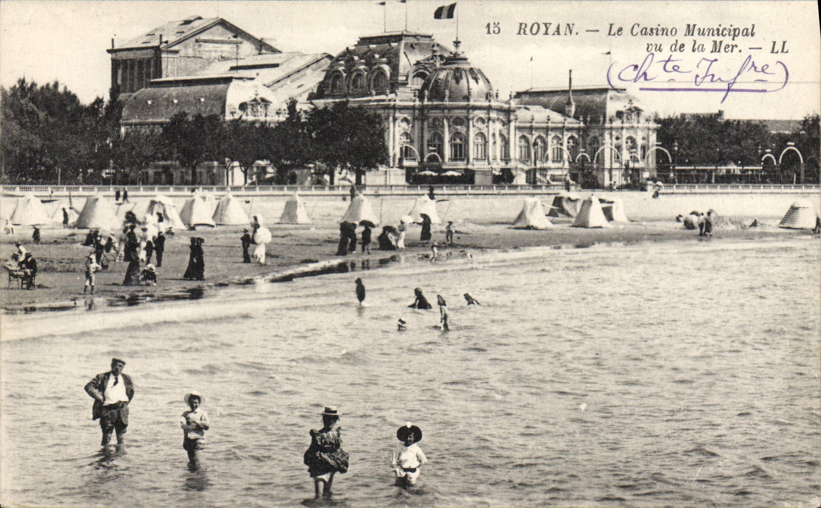 CPA Royan Le Casino Municipal vu de la mer 