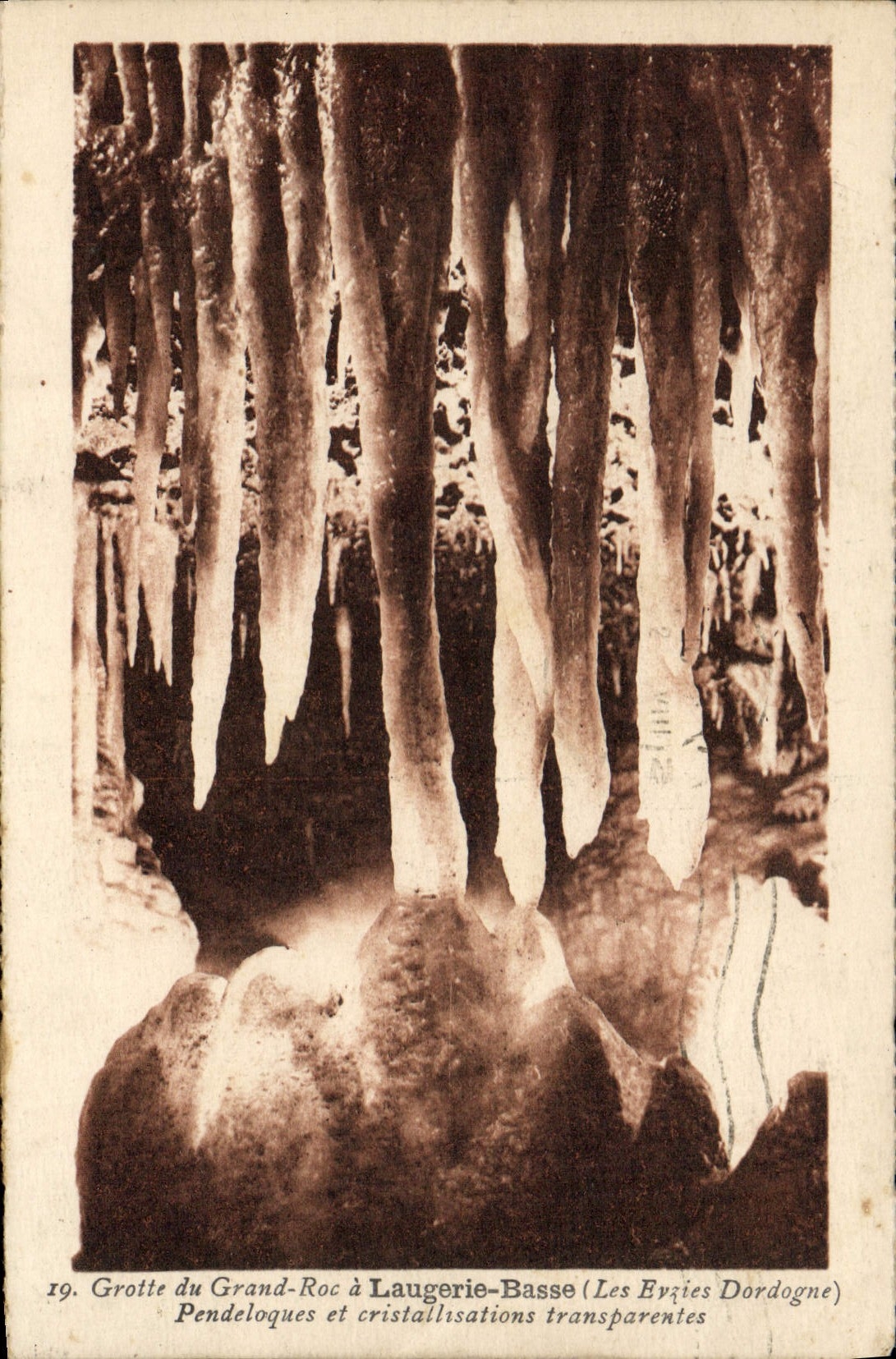CPA Grotte du Grand Roc a Laugerie Basse Pendeloques et cristallisations transparentes