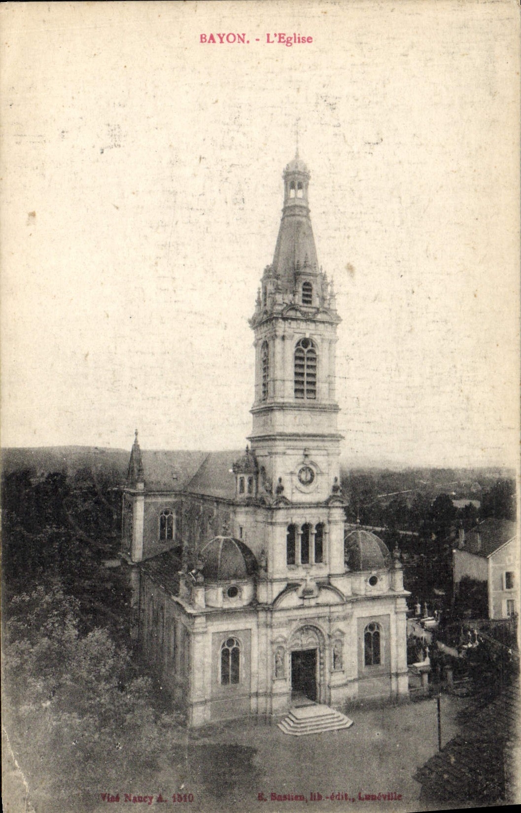 VINTAGE POSTCARD Bayon the Church