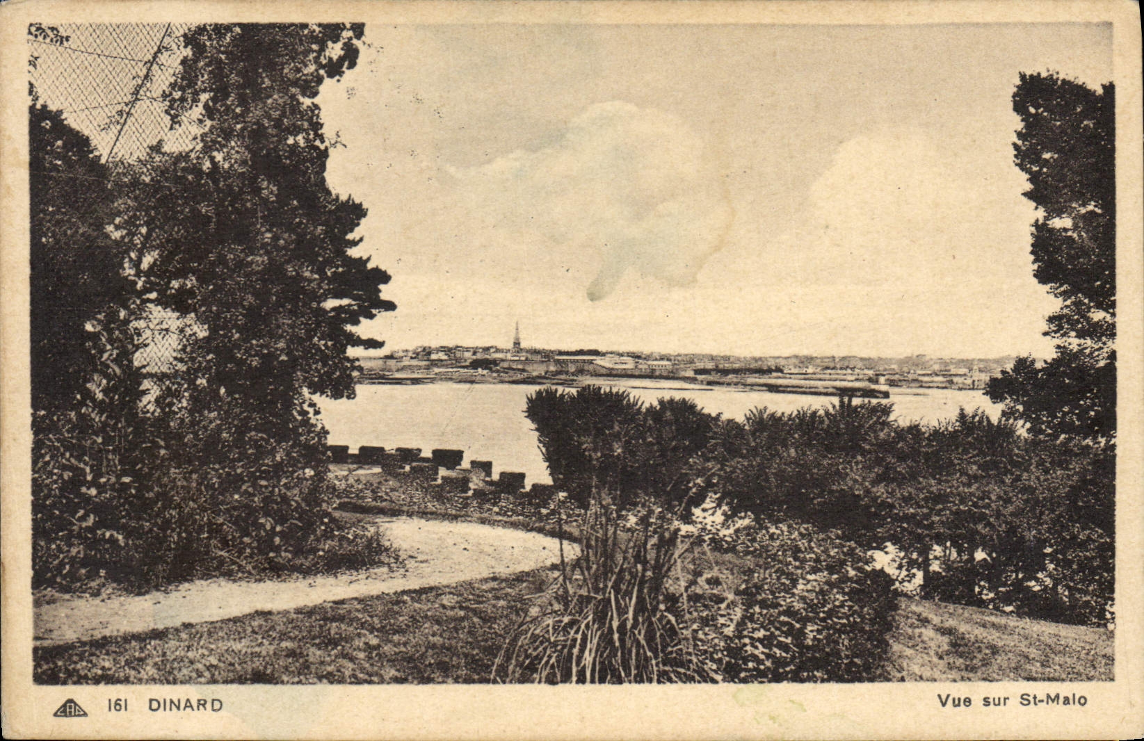 CPA Dinard Vue Sur St Malo