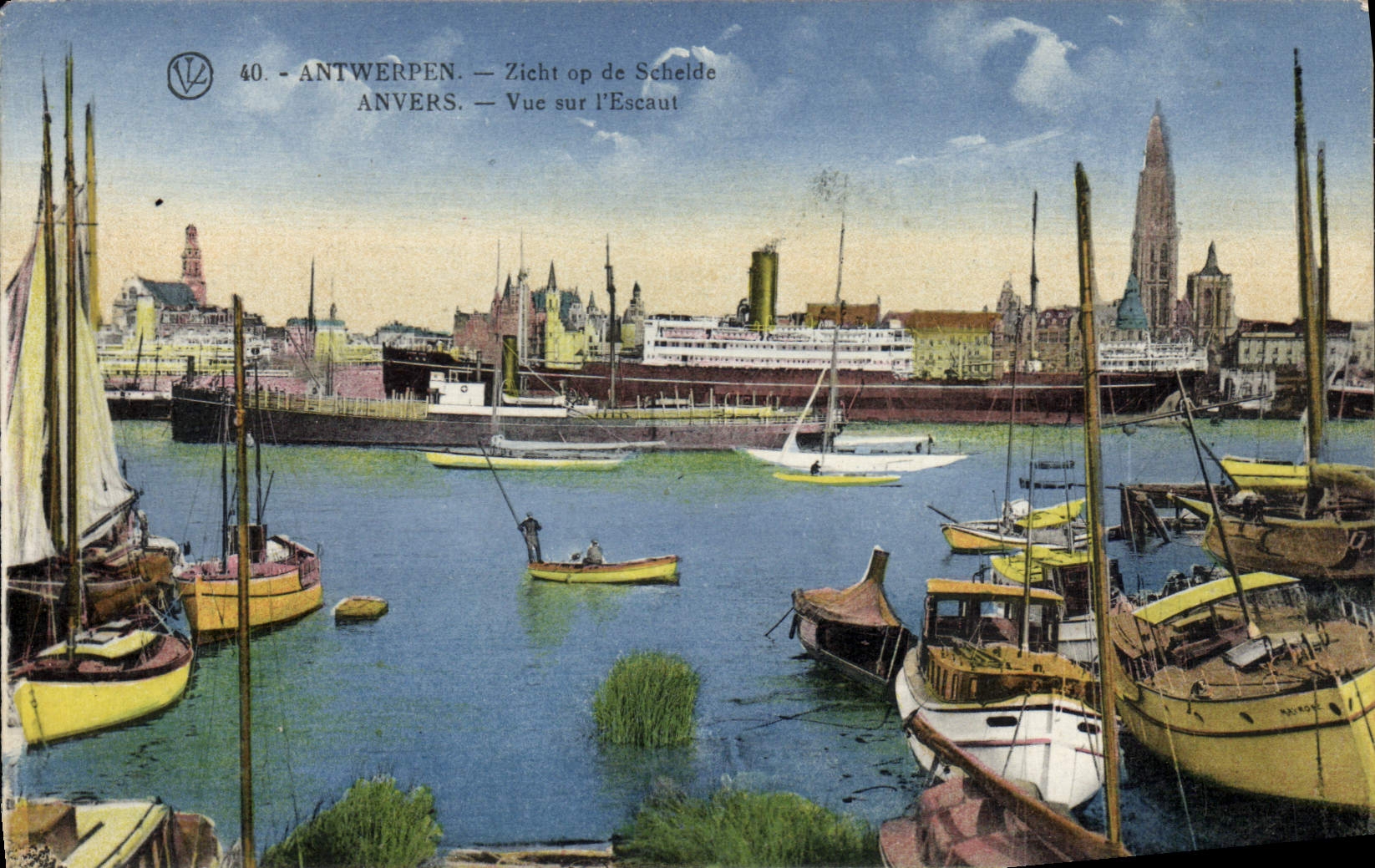 CPA Anvers Vue Sur l'Escaut Bateaux