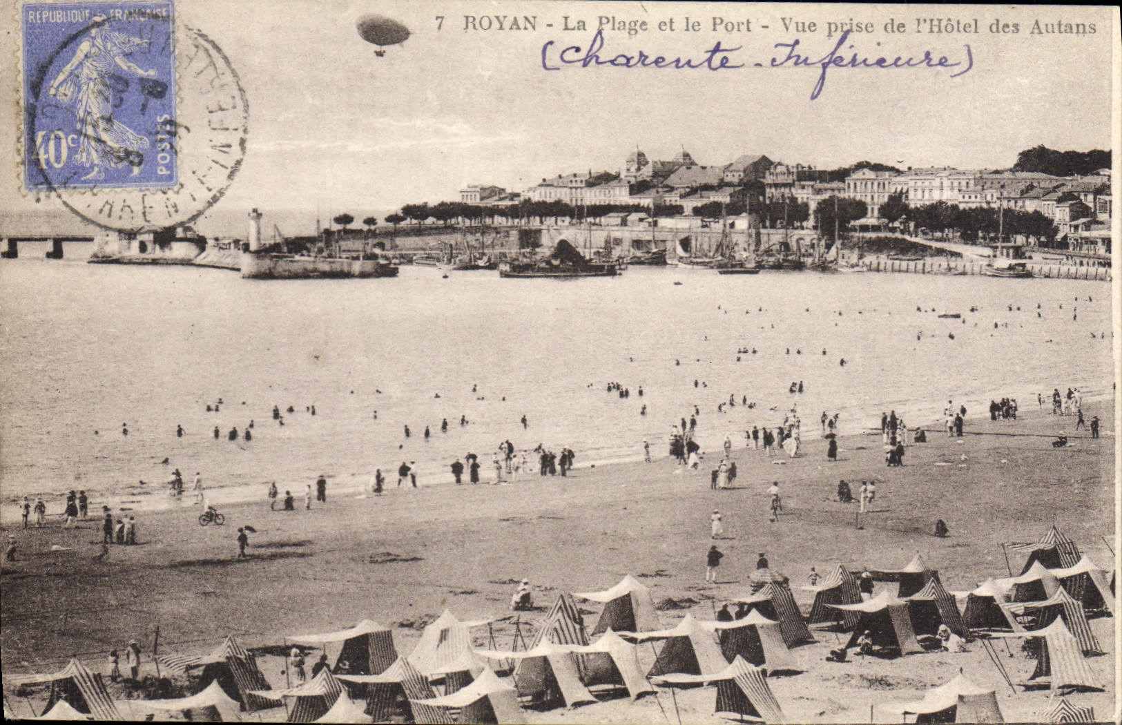 CPA Royan La Plage et la Port Vue prise de l'hotel des Autans 