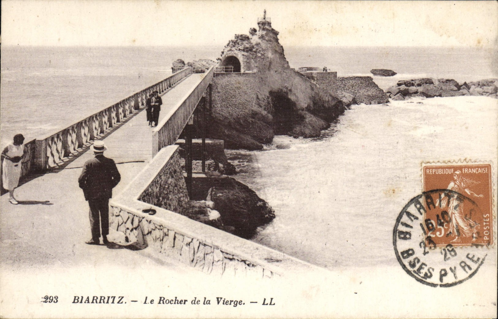 CPA Biarritz Le Rocher de la Vierge