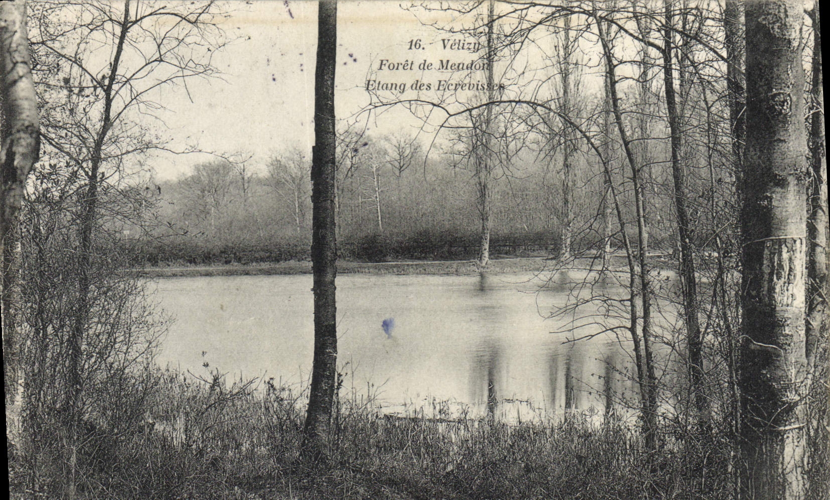 VINTAGE POSTCARD Velizy Drill of Meudon Pond of Crayfish