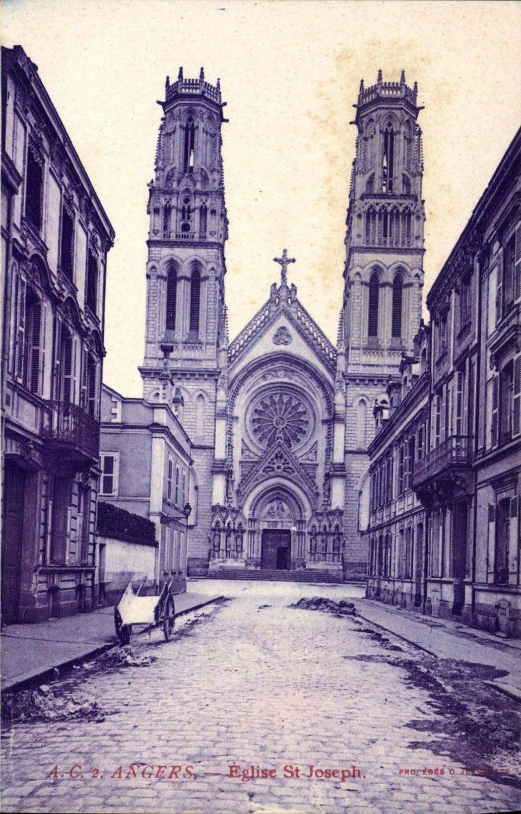 La POSTAL de la VENDIMIA encoleriza la iglesia San José