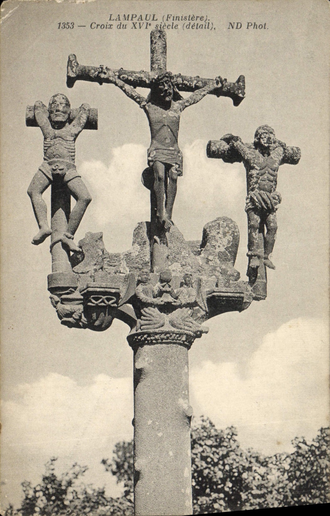 VINTAGE POSTCARD Lampaul Cross of 16th