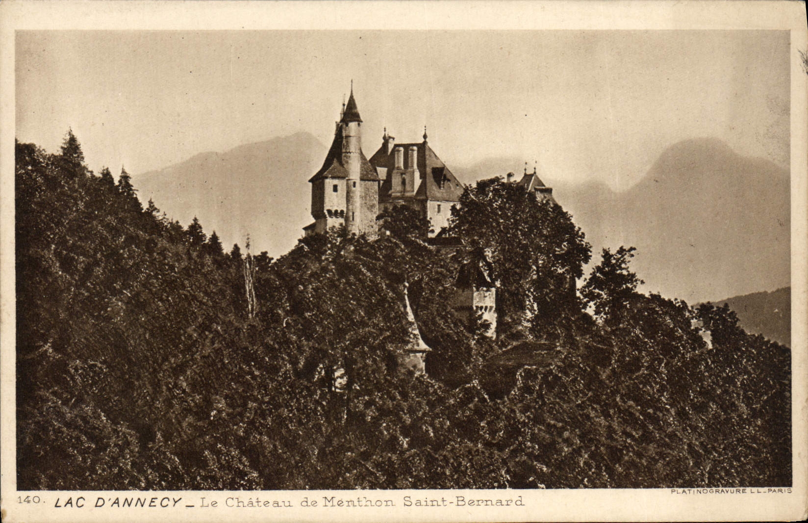 CPA Lac D'Annecy Le Chateau De Menthon Saint Bernard