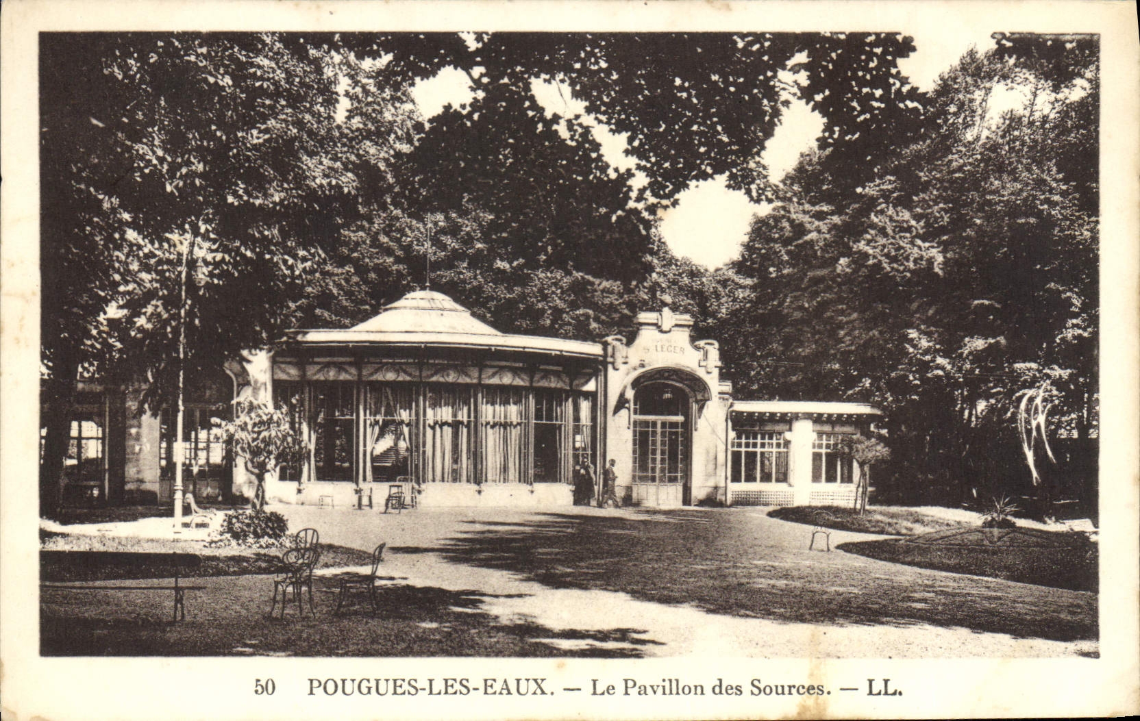 VINTAGE POSTCARD Pougues Water the House Of the Sources