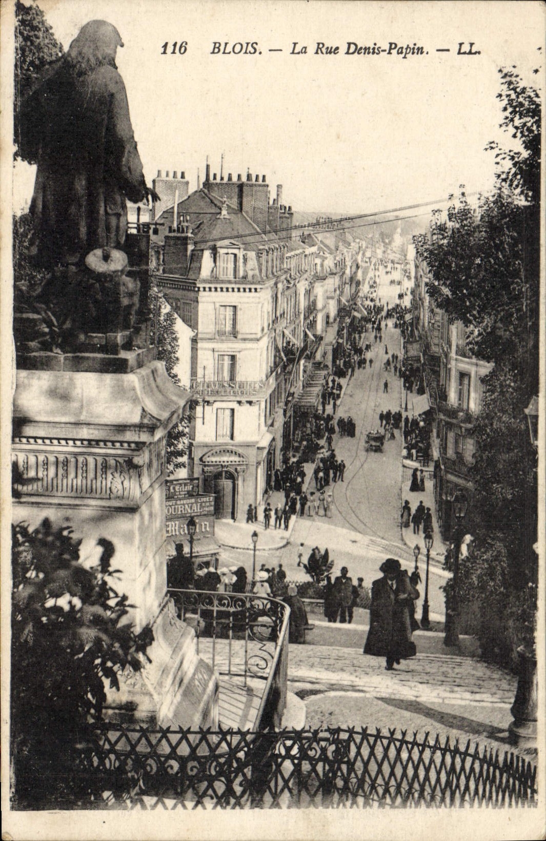 CPA Blois La Rue Denis Papin