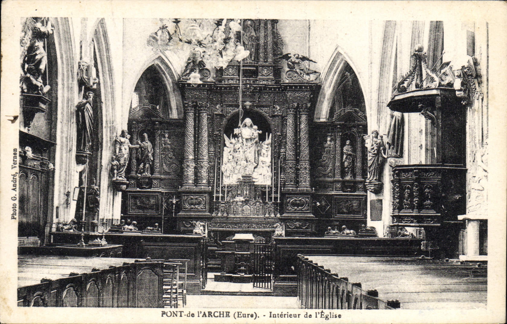 VINTAGE POSTCARD Bridge De I' Arche Interior De I' Eglise