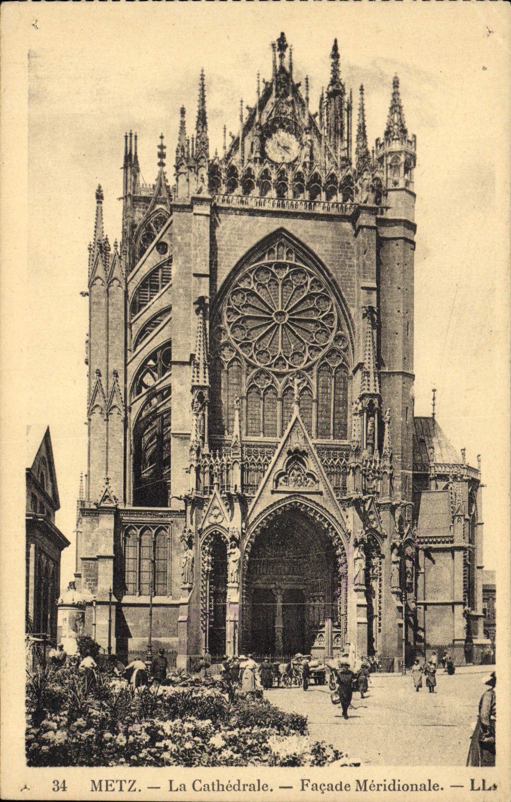VINTAGE POSTCARD Metz the Cathedral Southernmost Frontage