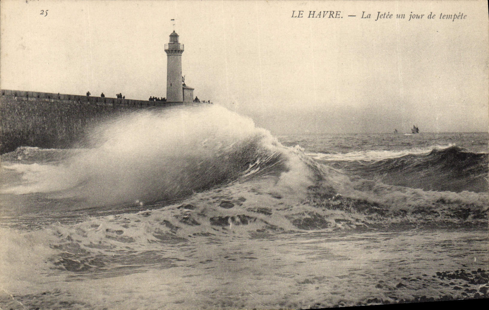 VINTAGE POSTCARD Le Havre the Pier One Day Of Storm Lighthouse