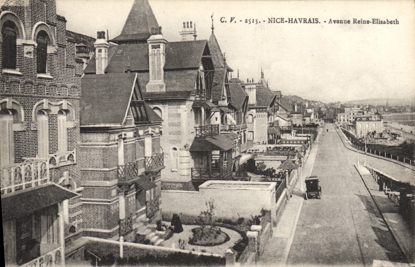 VINTAGE POSTCARD Nice Native of Le Havre Avenue Elisabath Queen