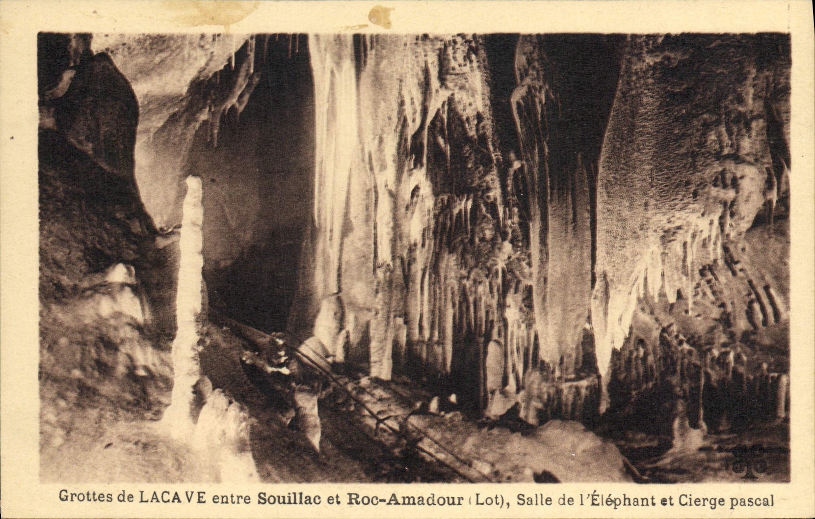 VINTAGE POSTCARD Caves De Lacave Between Souillac And Roc Amadour Room of the elephant and Pascal candle