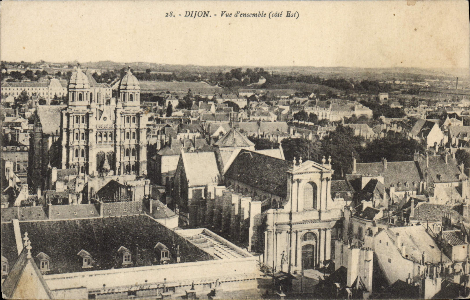 CPA Dijon Vue D'Ensemble