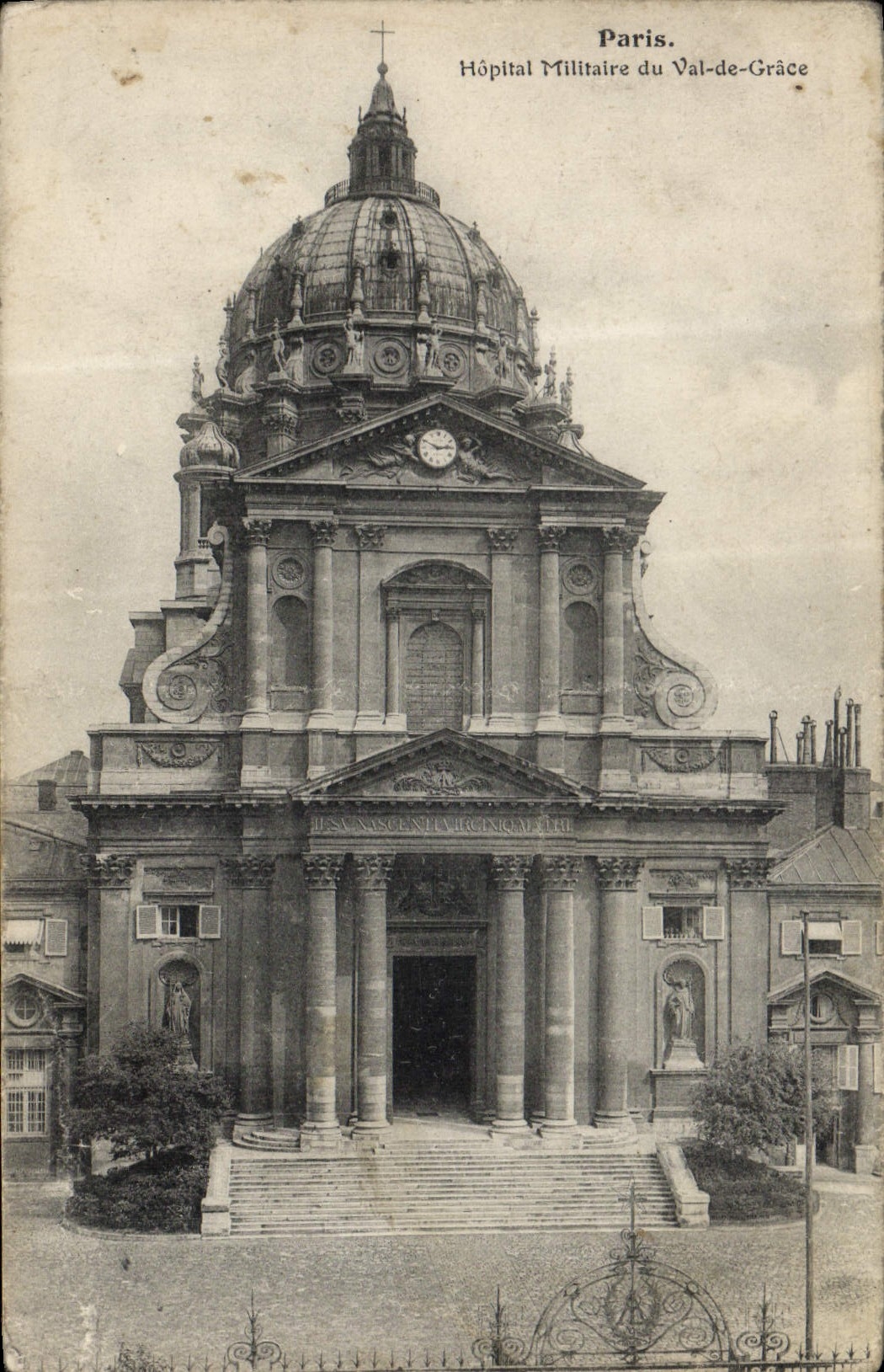 CPA Paris Hopital Militaire Du Val De Grace