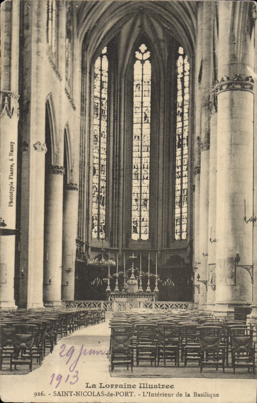 Saint Nicolas de la POSTAL de la VENDIMIA del interior portuario de la basílica