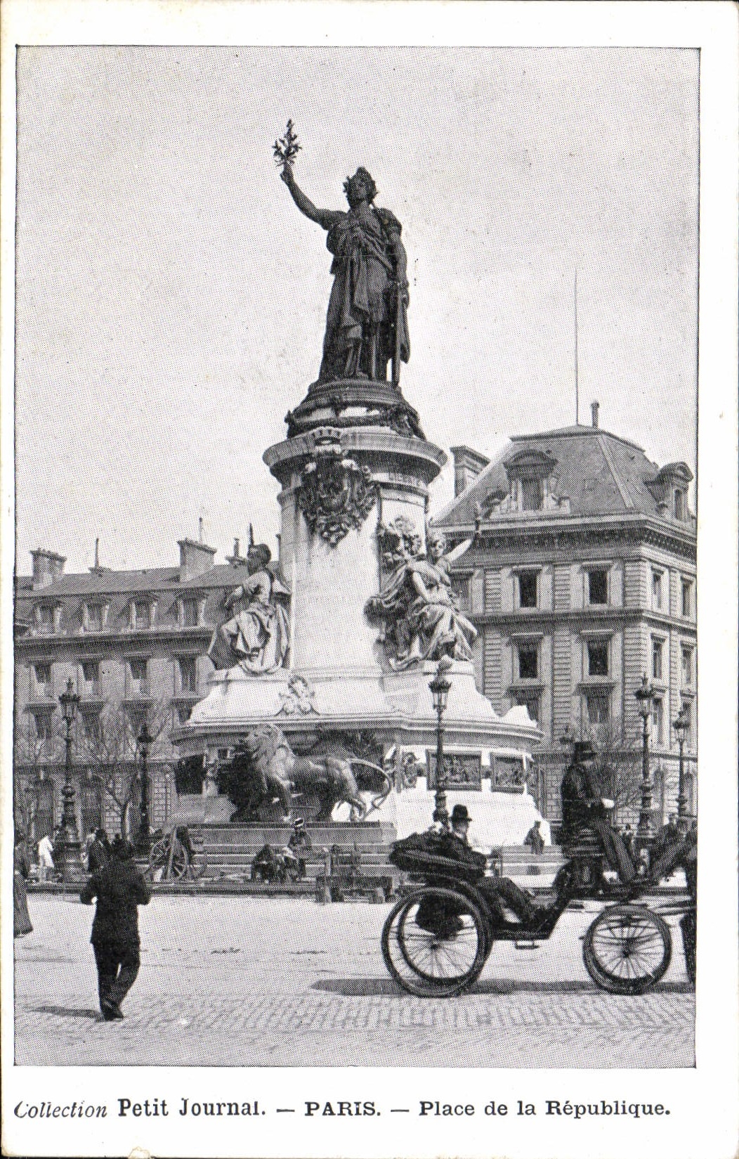 CPA Paris Place de la Republique