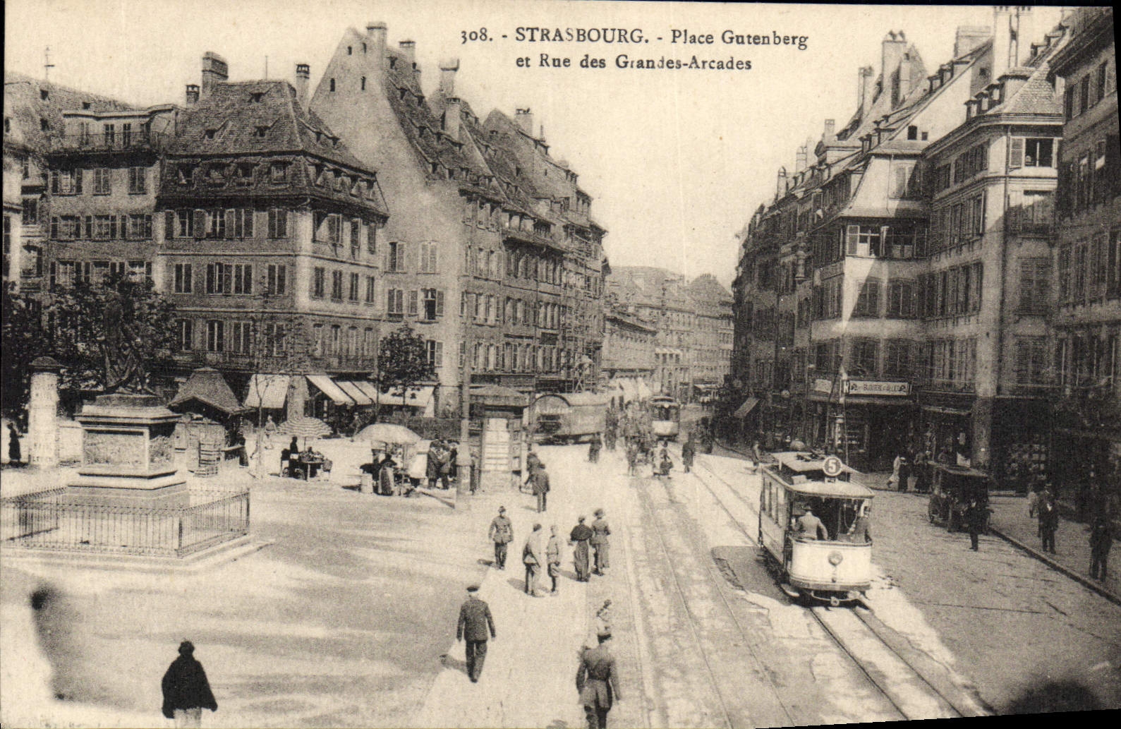 La POSTAL Estrasburgo de la VENDIMIA coloca Gutenberg y la ruda de la tranvía grande de las arcadas