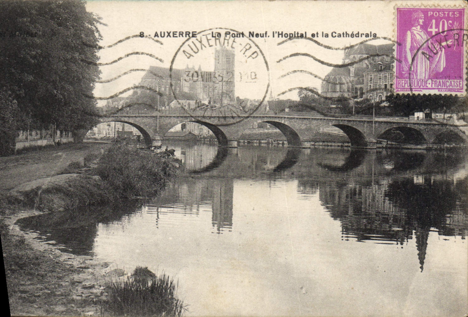 VINTAGE POSTCARD Auxerre the New Bridge the Hospital and the Cathedral
