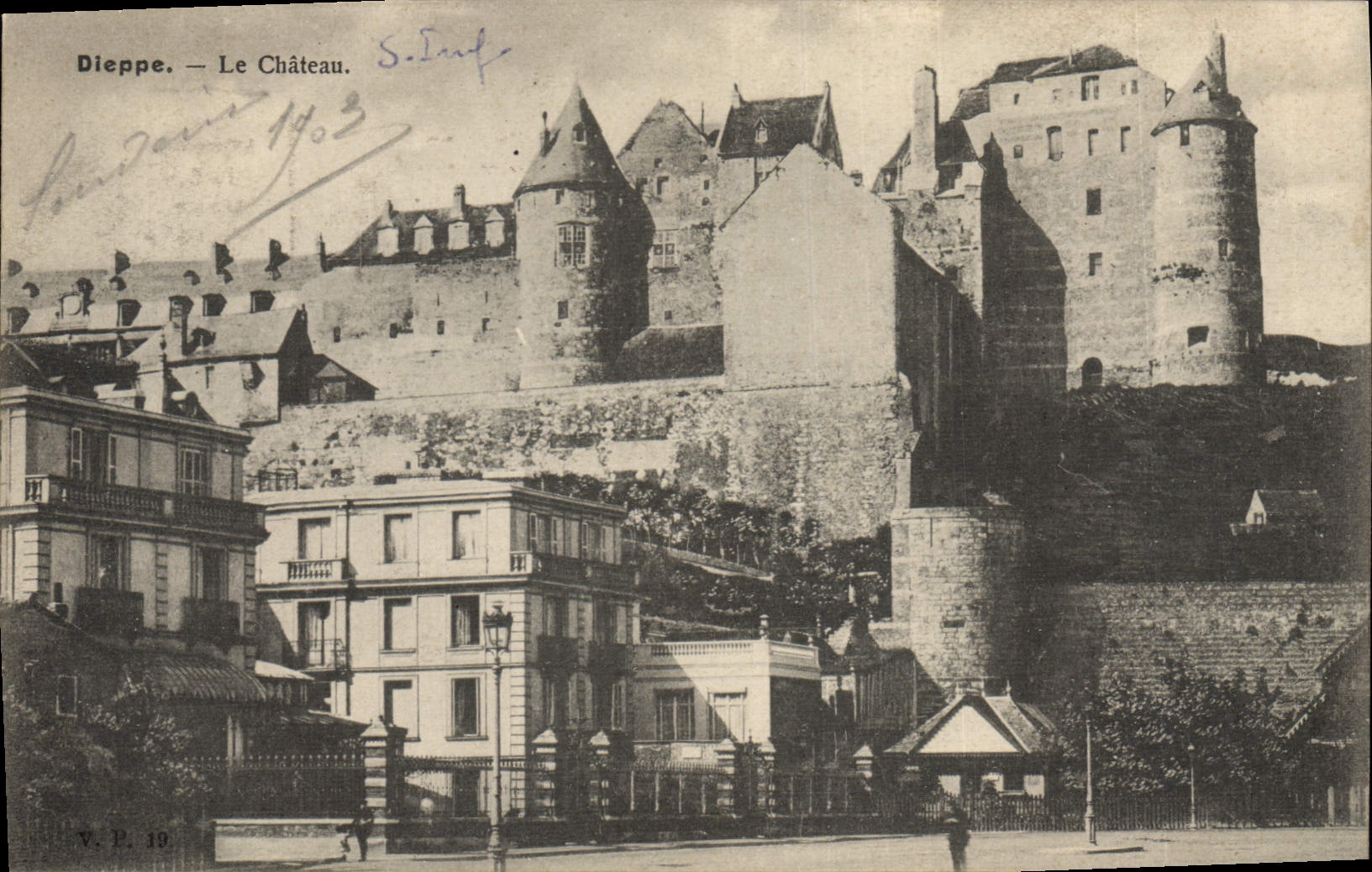 CPA Dieppe Le Chateau