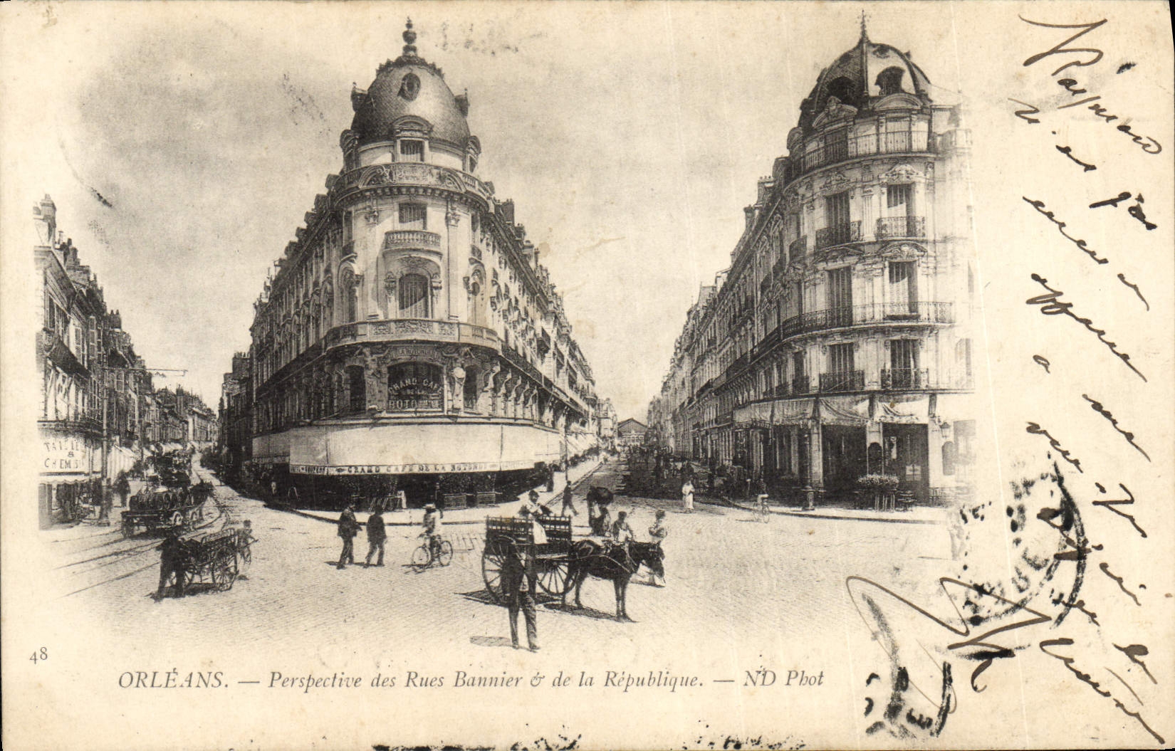 CPA Orleans Perspective des Rues Bannier et de la Republique