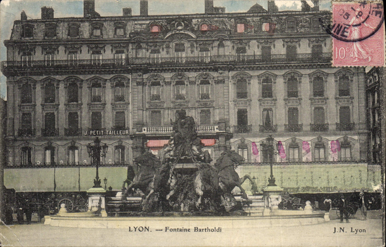 Fuente de Lyon Bartholdi de la POSTAL de la VENDIMIA