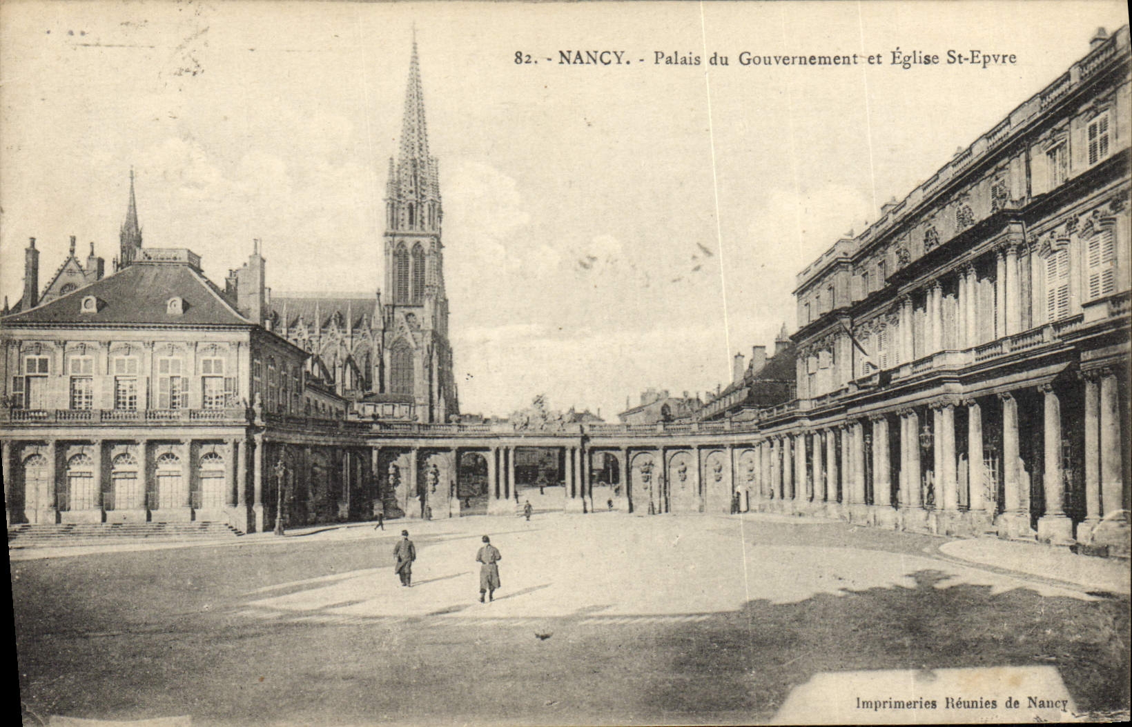 CPA Nancy Palais du Gouvernement et Eglise St Epvre