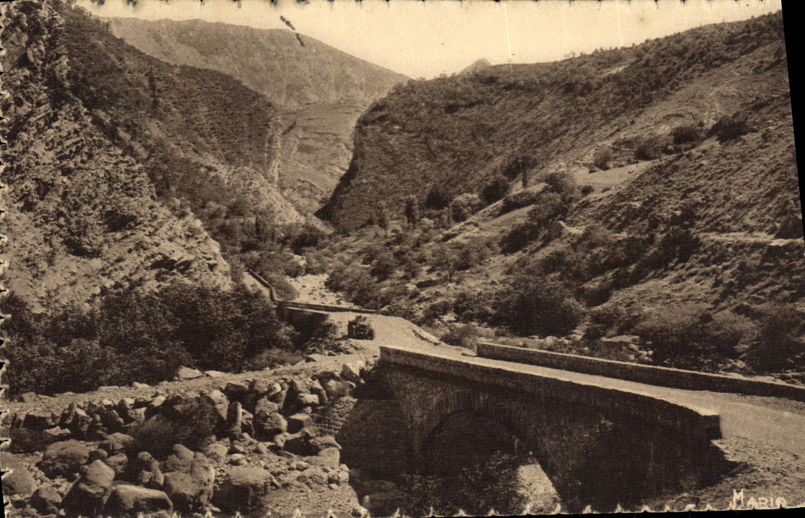 VINTAGE POSTCARD Surroundings Of Worthy les Bains Road of Barles