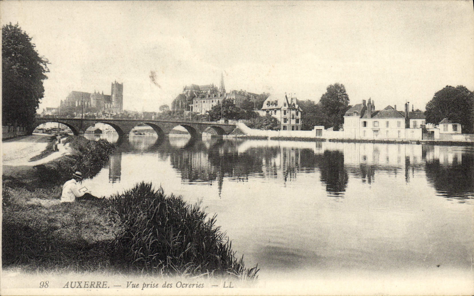 CPA Auxerre Vue Prise des Ocreries