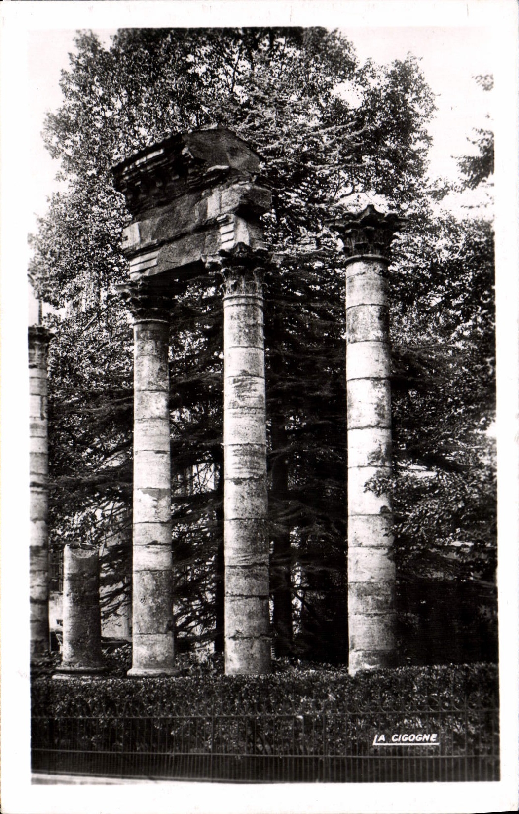 POSTAL MODERNA teatro antiguo arqueológico de Castan del jardín público de Besanzón les Bains