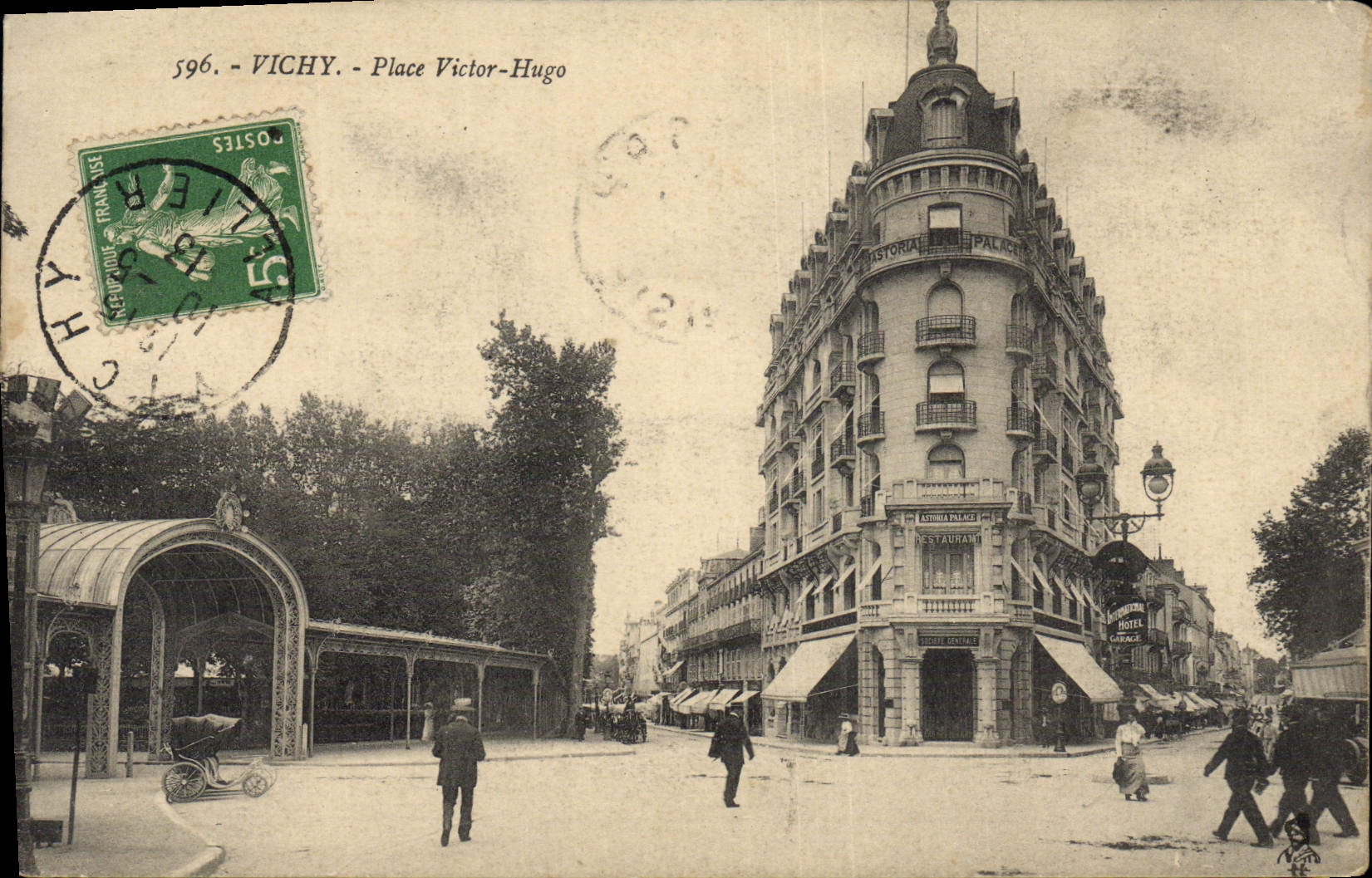 VINTAGE POSTCARD Vichy Places Victor Hugo