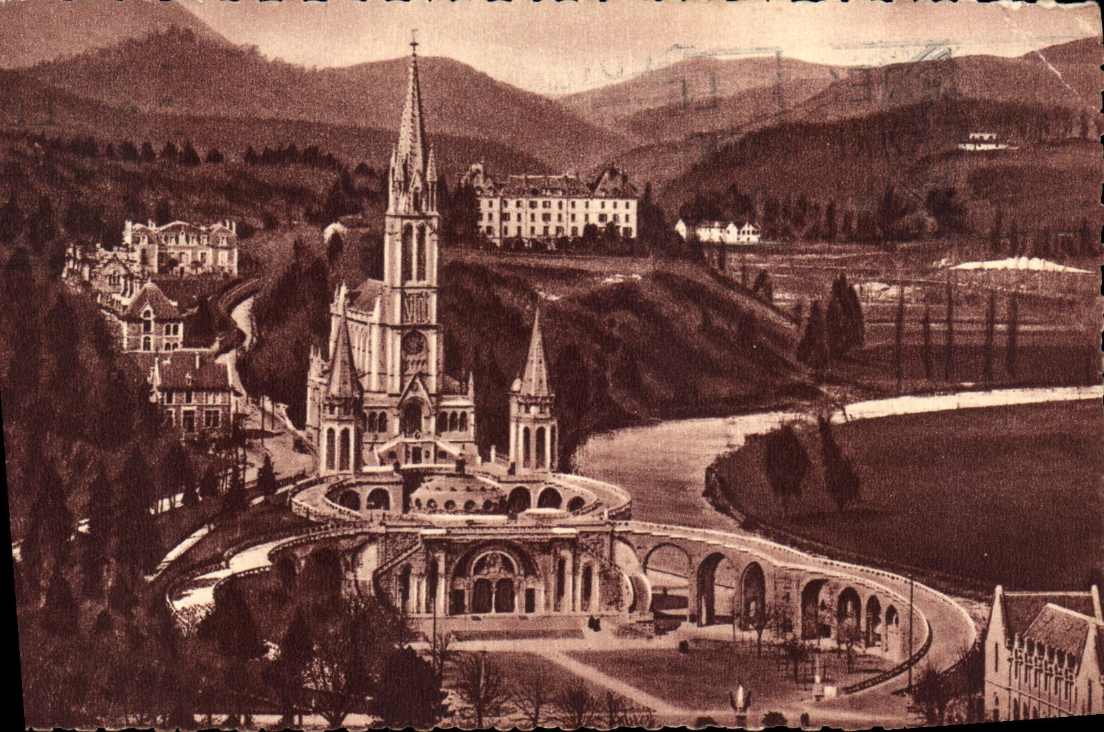 POSTAL de la VENDIMIA pesada la basílica vista del castillo fuerte