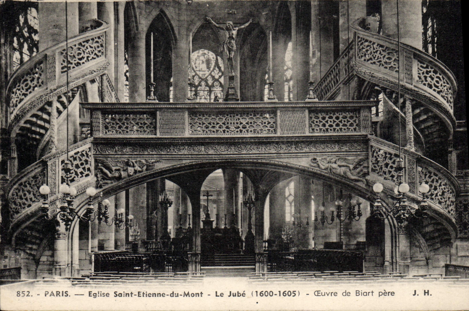 VINTAGE POSTCARD Paris Church Etienne Saint Of the Mount Jube