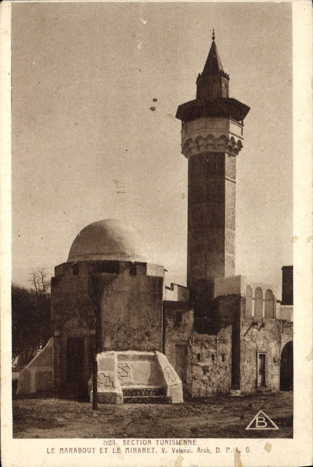 VINTAGE POSTCARD Tunisian Section the Marabout And the Paris Minaret