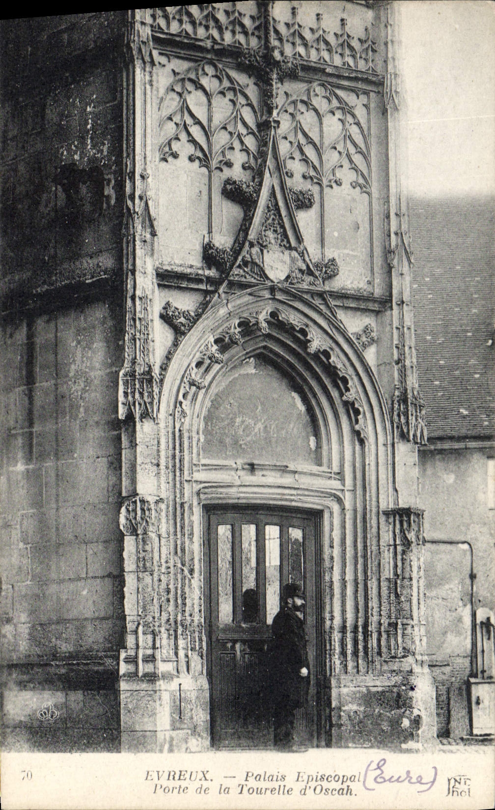 VINTAGE POSTCARD Evreux Palais Episcopal Carries turret of Oscah