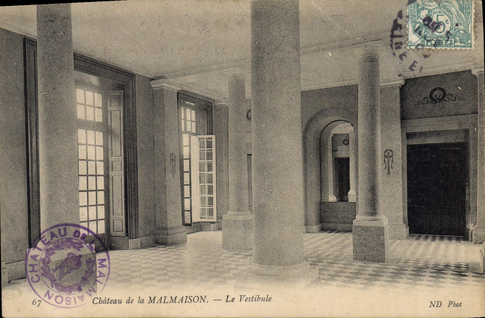 CPA Chateau De La Malmaison Le vestibule