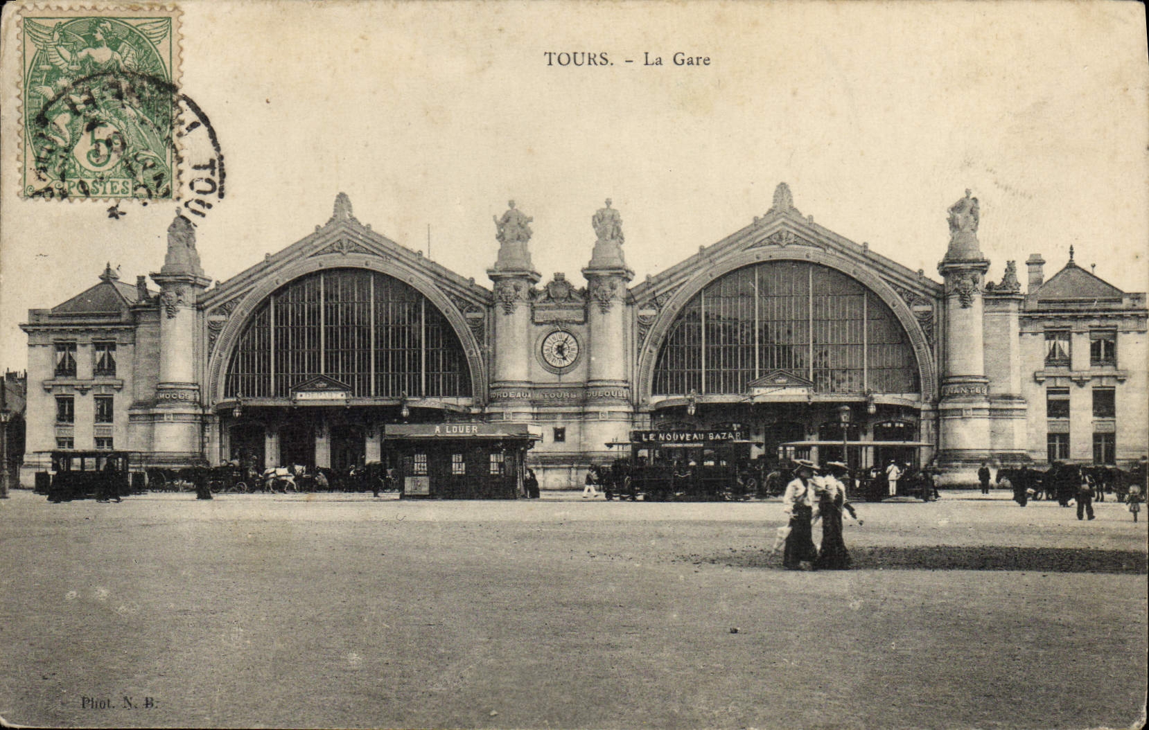VINTAGE POSTCARD Tours Train station
