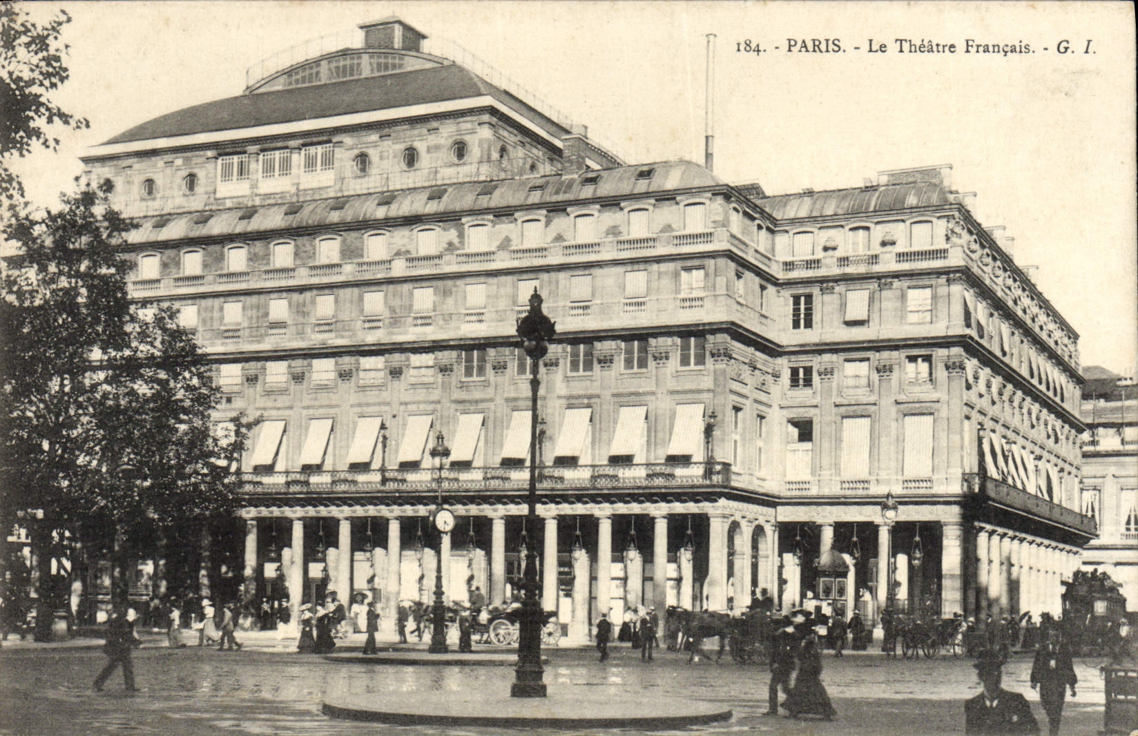 VINTAGE POSTCARD Paris the French Theater