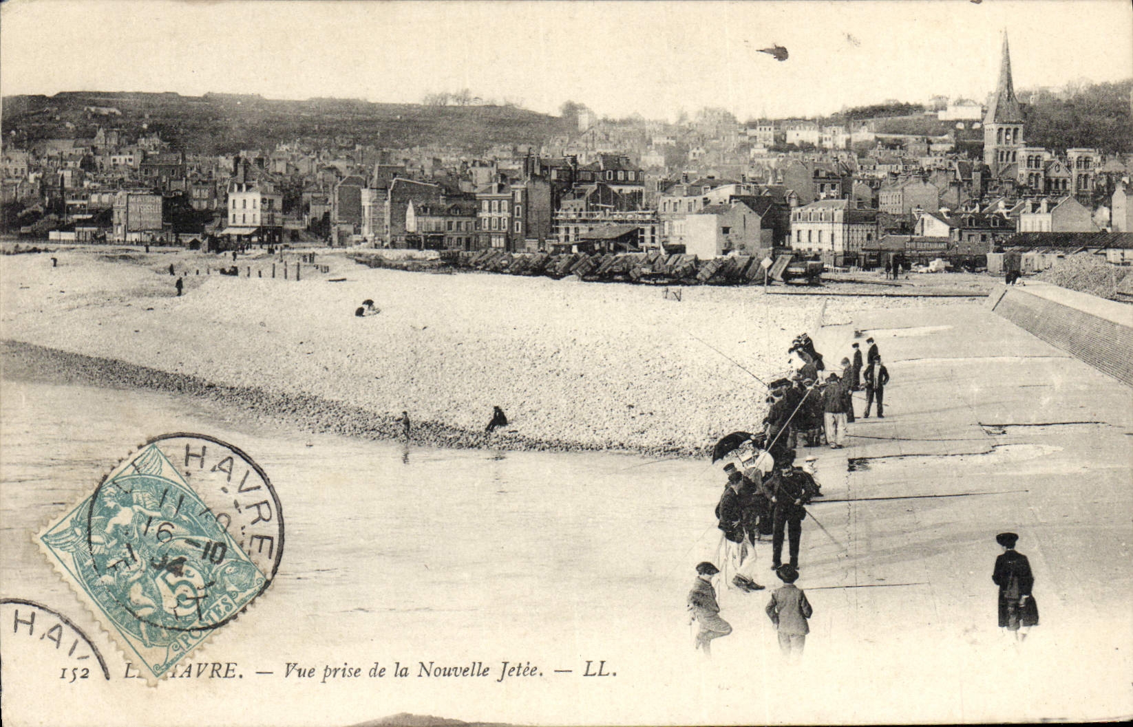 CPA Le Havre Vue Prise De La Nouvelle Jetee Peche Pecheur