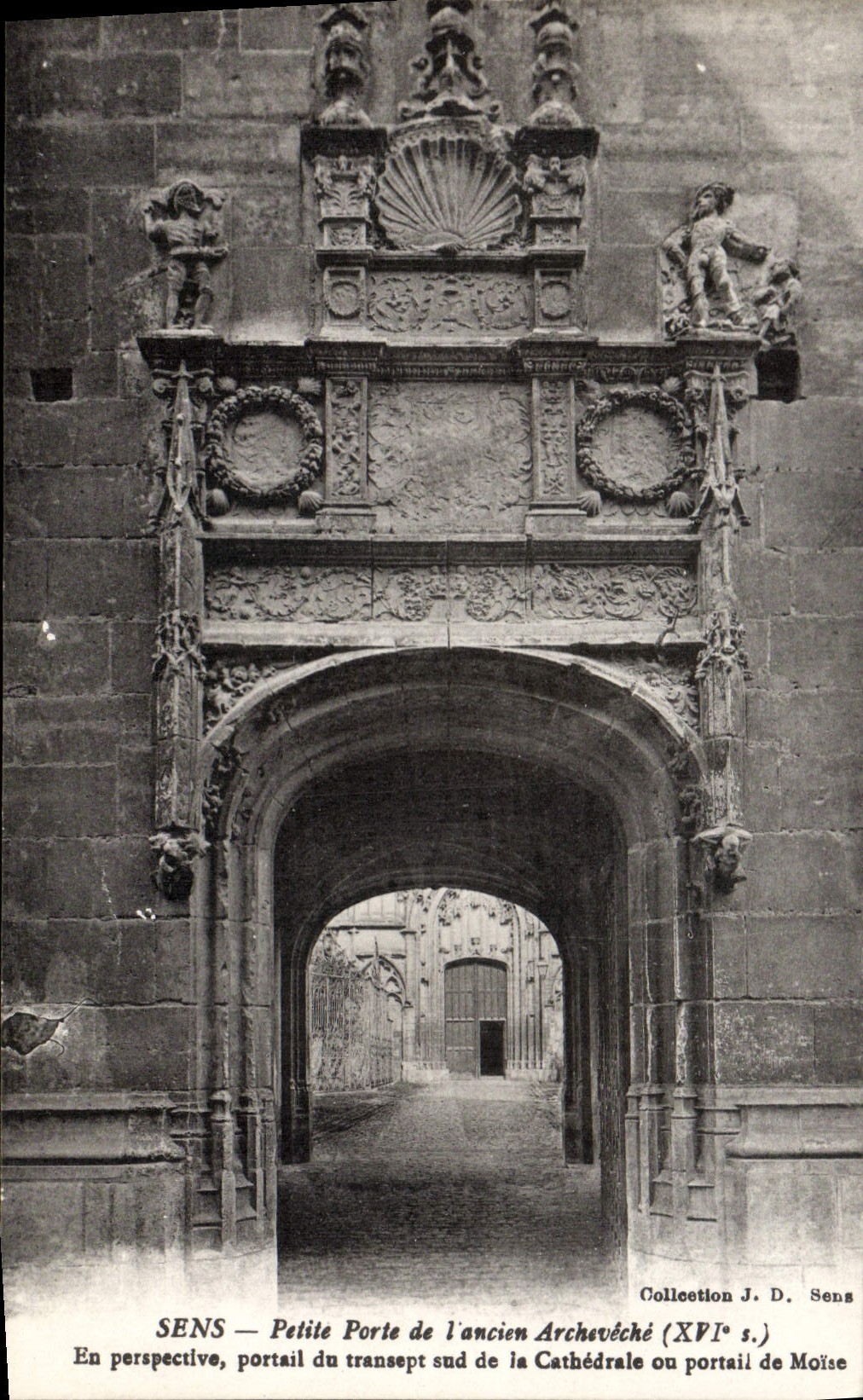 CPA Sens Petite Porte De I'Ancien archeveche
