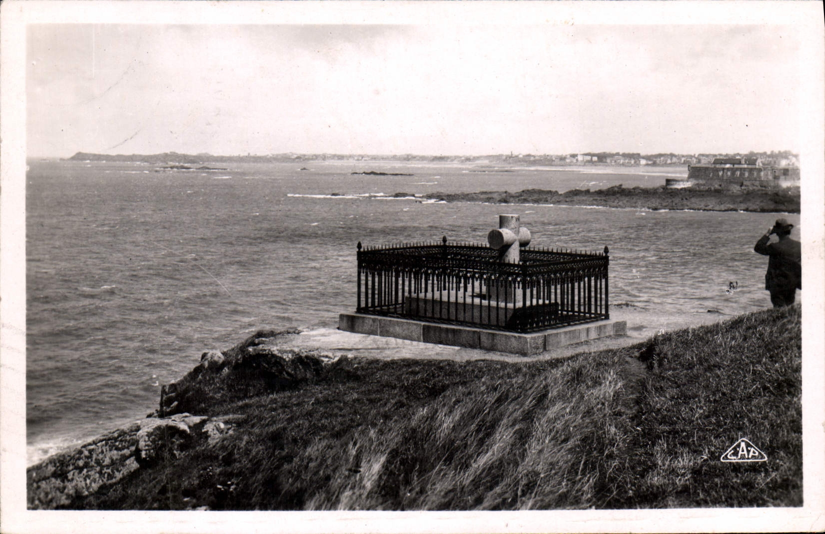 CPA Saint Malo Tombeau De Chateaubriand