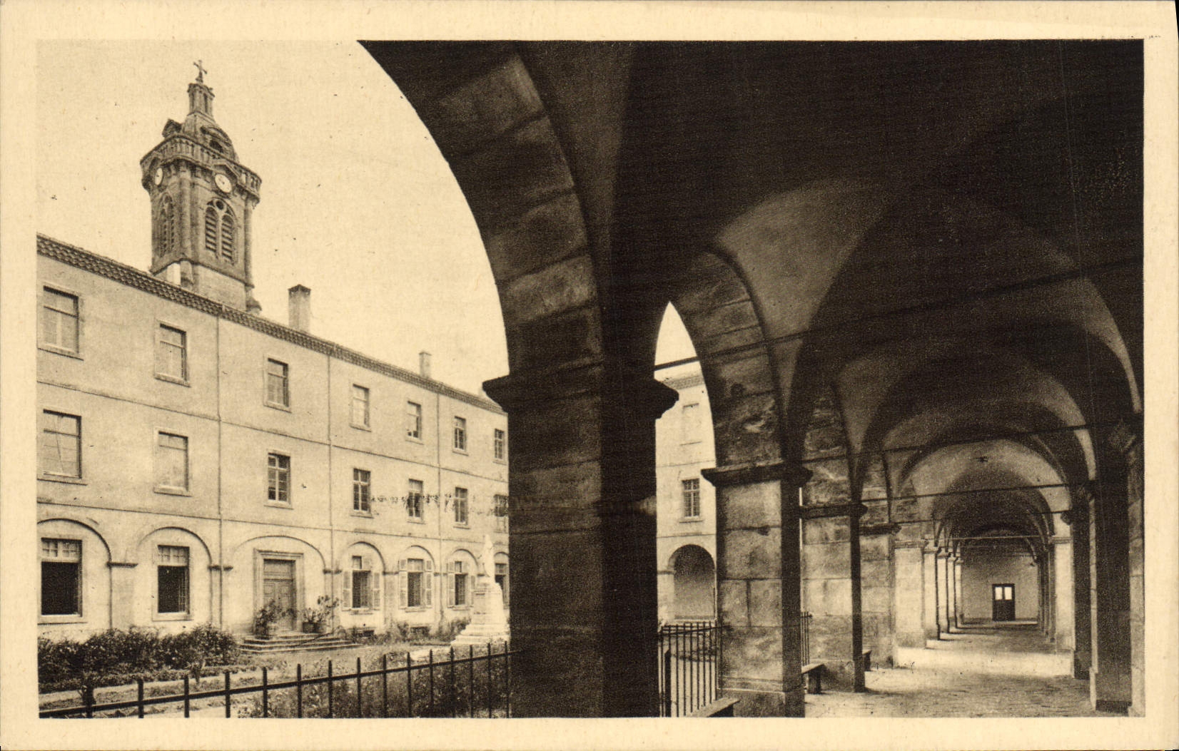 VINTAGE POSTCARD Small Seminar D' Aubenas the Frontage On the Garden Of Honor