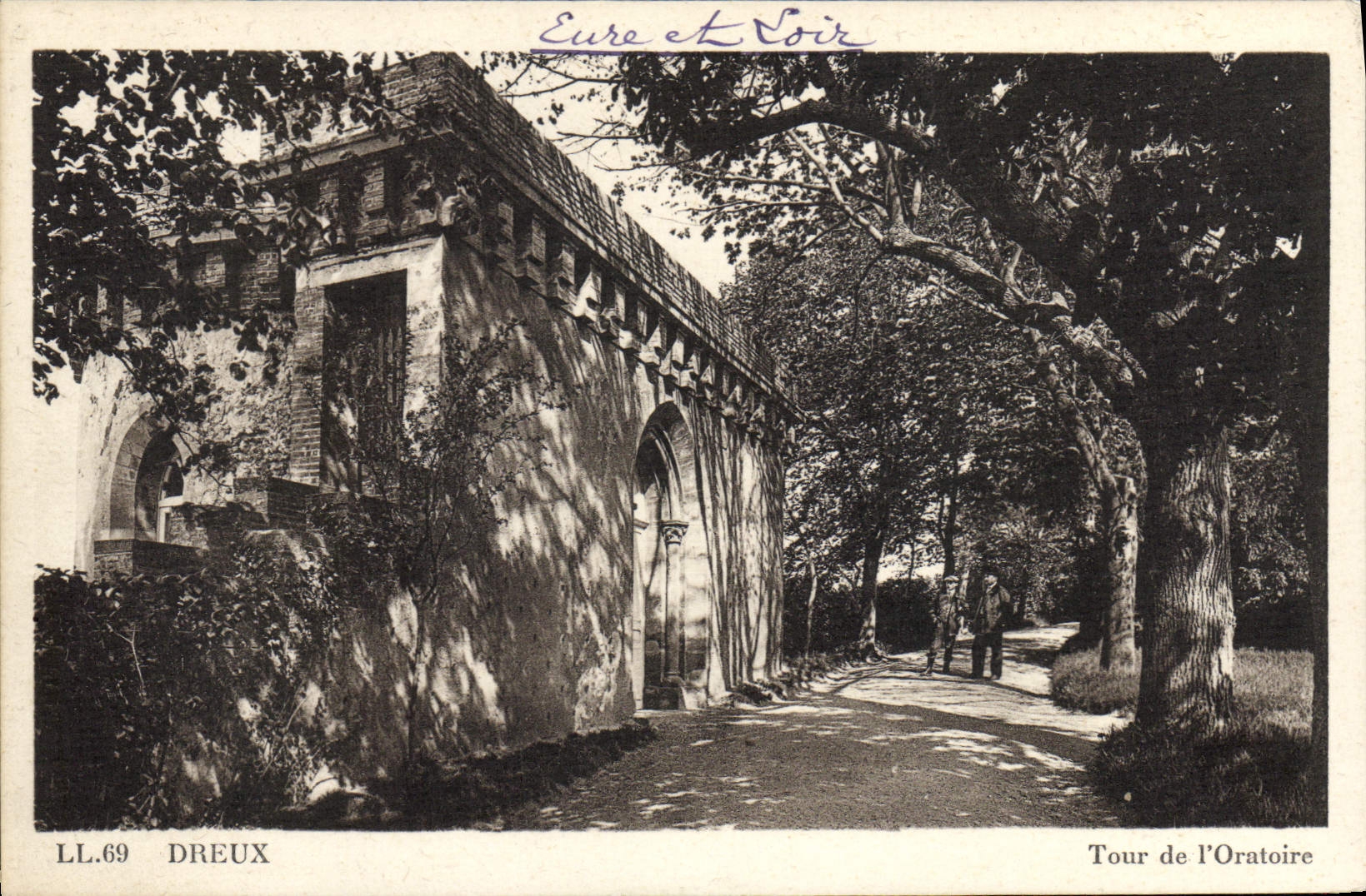 VINTAGE POSTCARD Dreux Turn De I' Oratoire