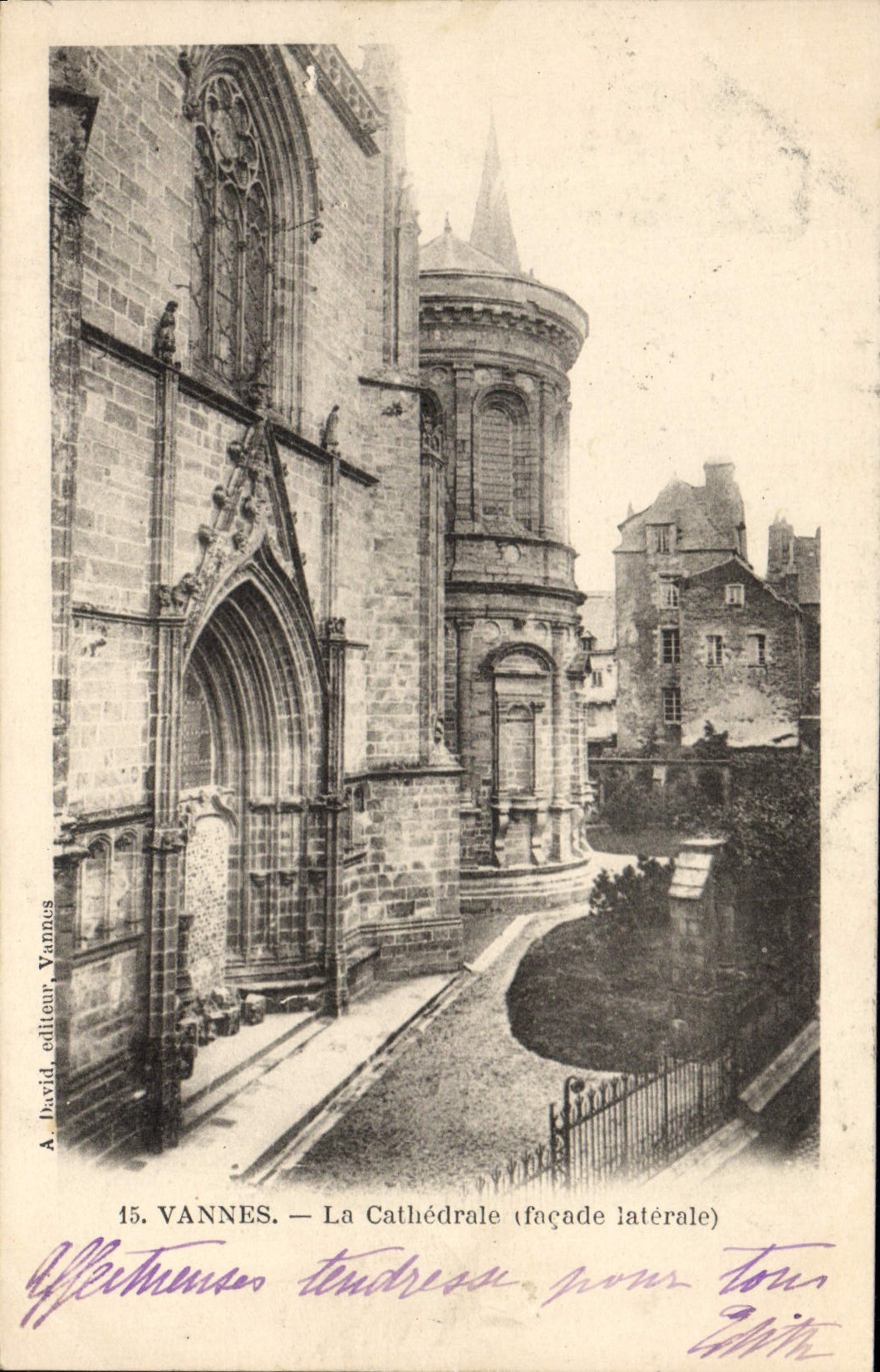 VINTAGE POSTCARD Valves the Cathedral Side wall