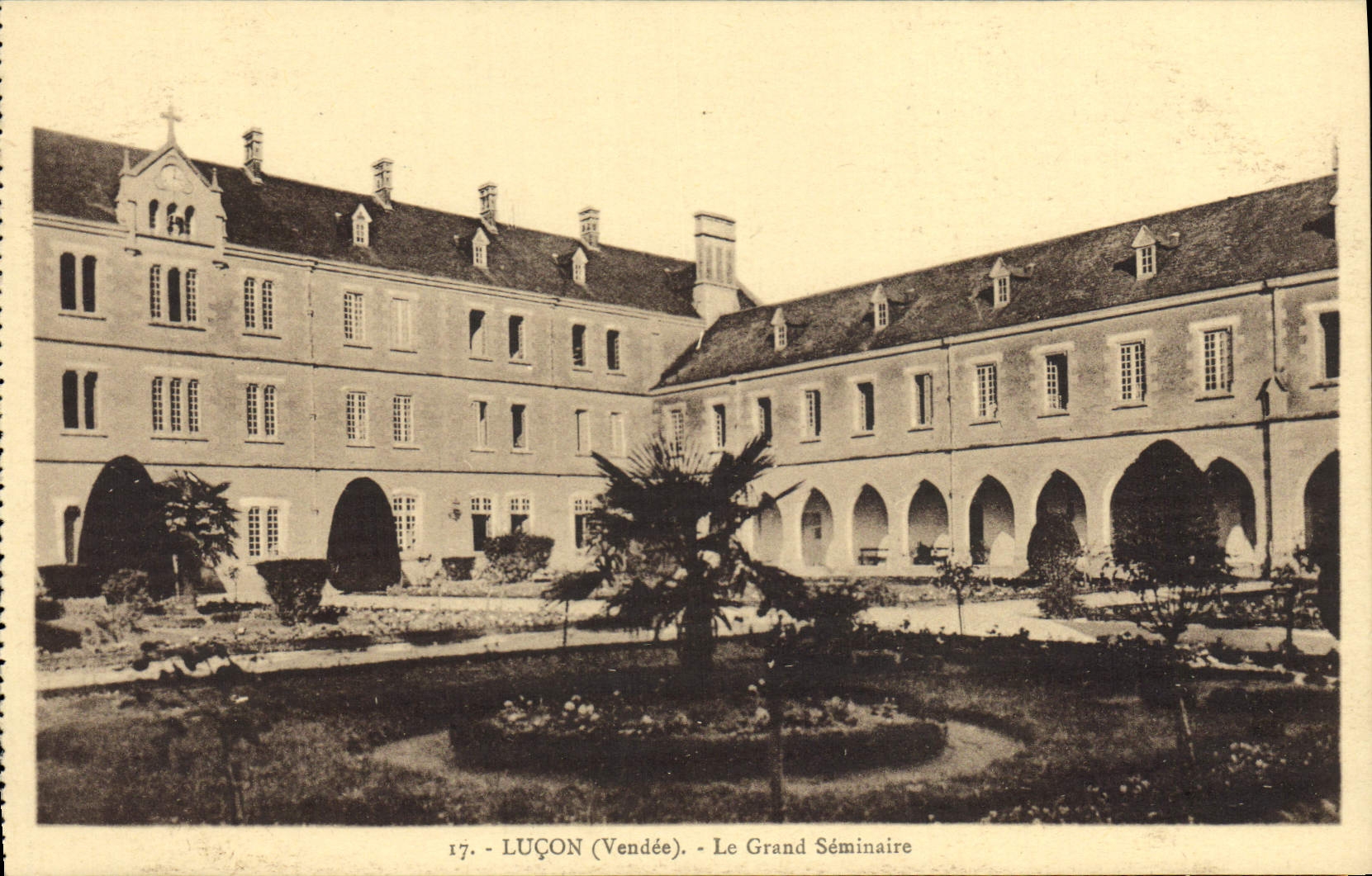 VINTAGE POSTCARD Lucon the Great Seminar