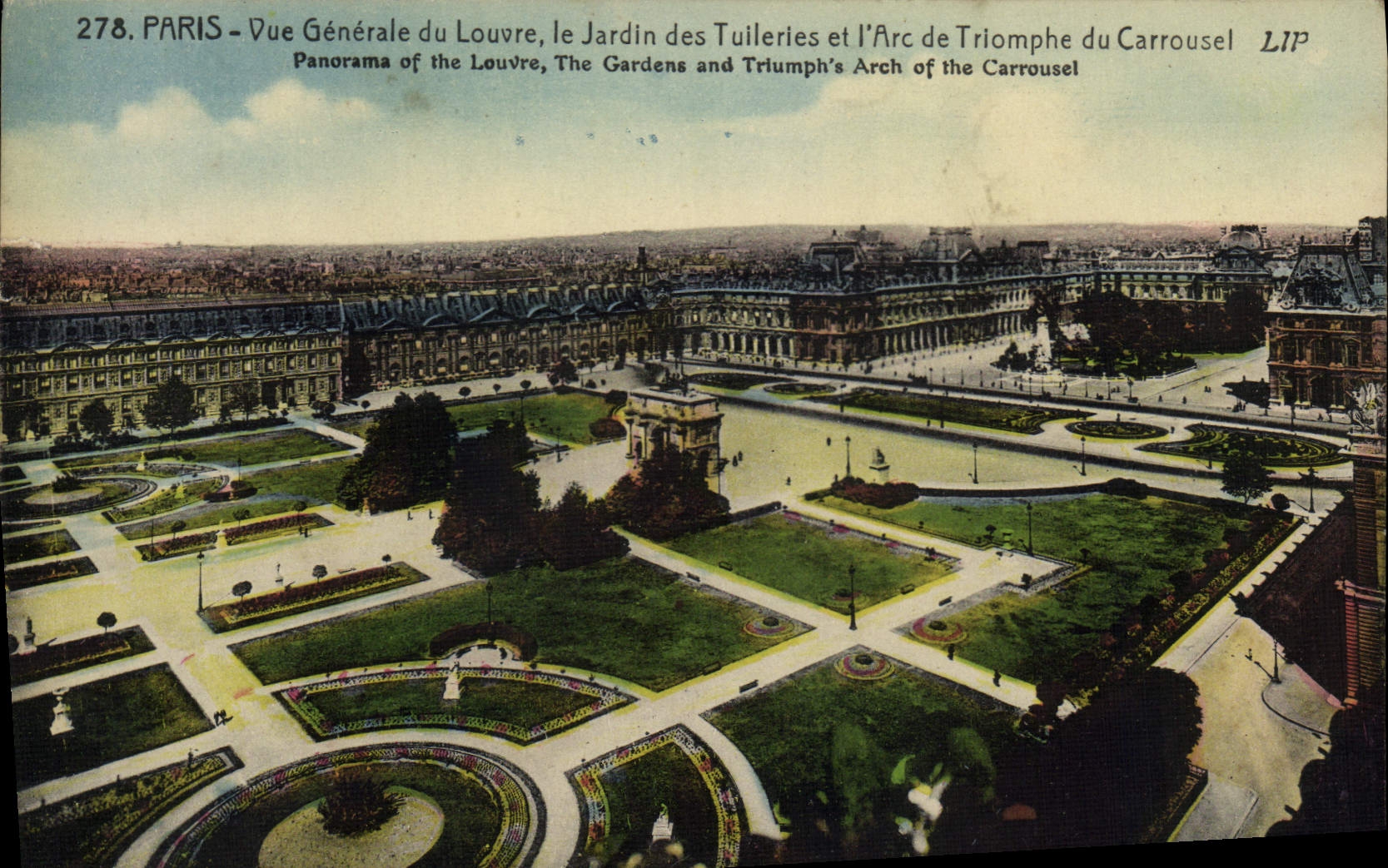 CPA Paris Vue Generale du Loure le Jardin des Tuileries et l'Arc de Triomphe