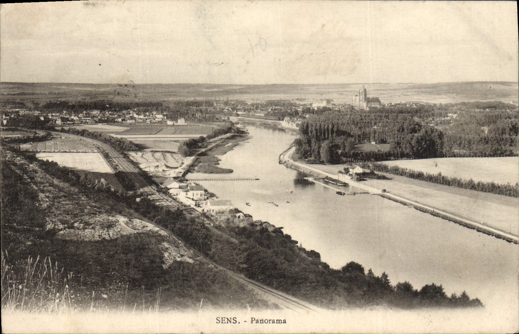 De la VENDIMIA de la POSTAL panorama Sens