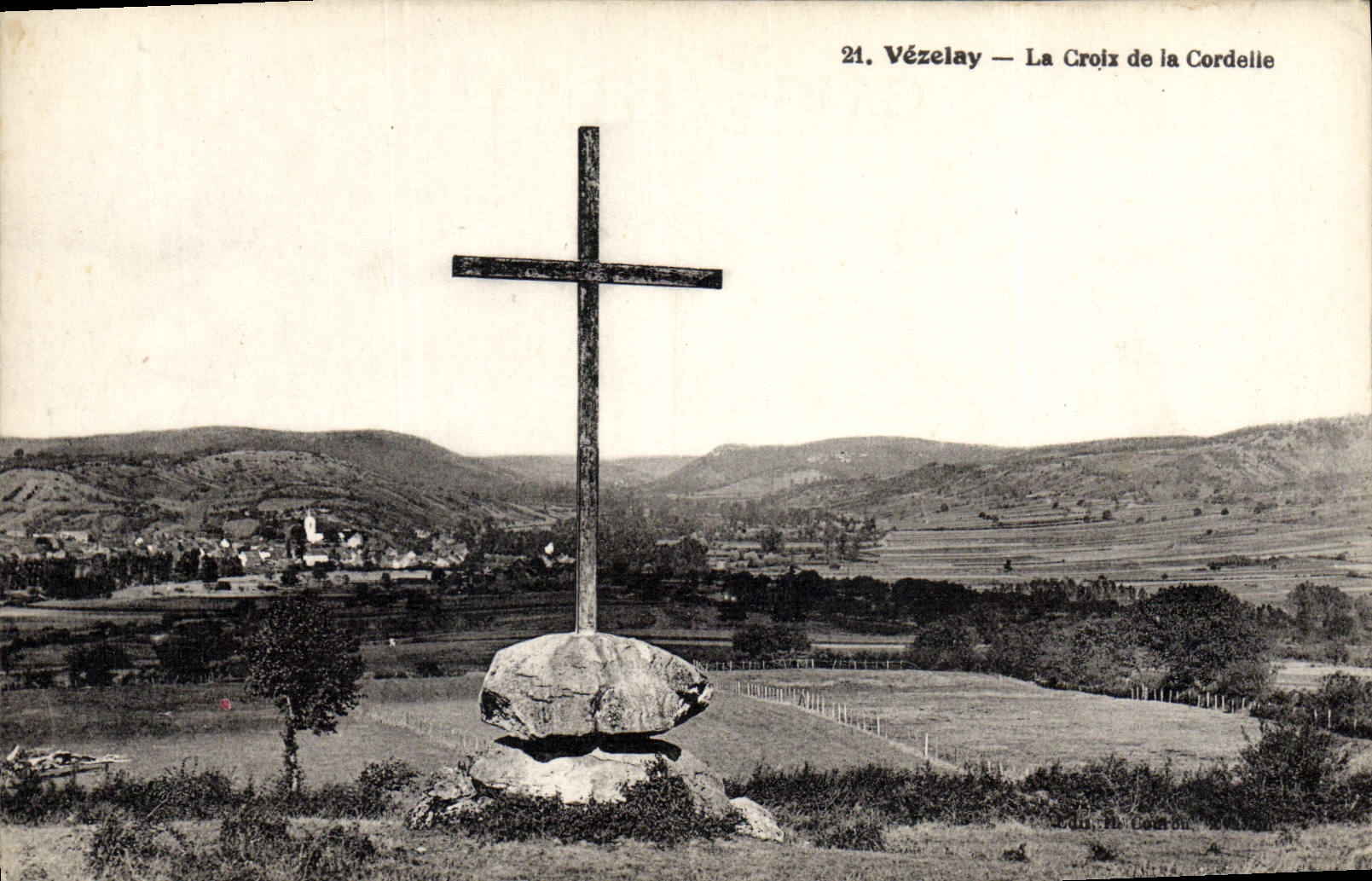 POSTAL Vezelay de la VENDIMIA la cruz de Cordelle