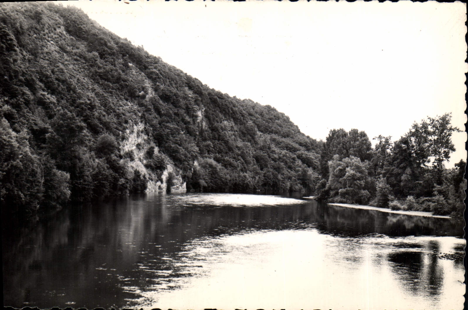 MODERN CARD Escos Gave d' Oloron and the Beach in the content the Bolt of Driven